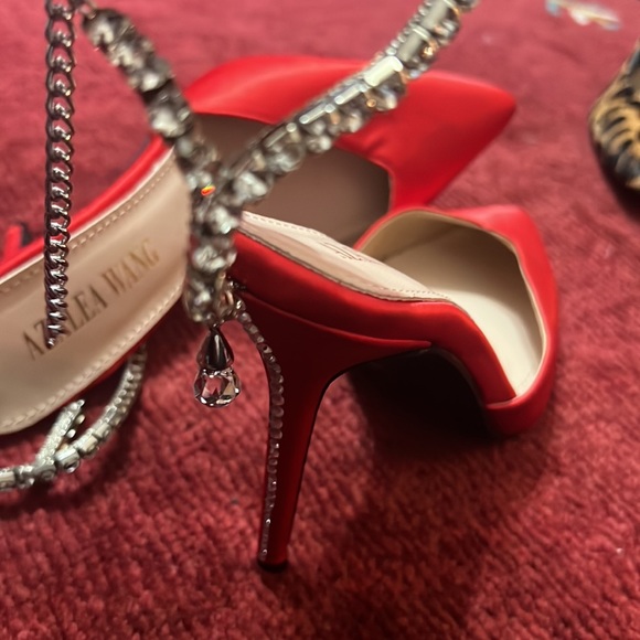 Red heels - Picture 2 of 3